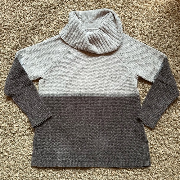 Women’s New Directions Sweater; Two-Tone Gray; Size Small - Picture 1 of 6